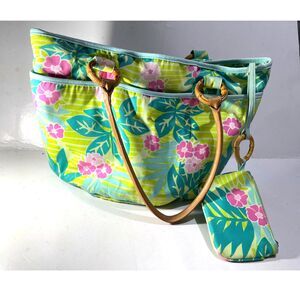 Lilly Pulitzer handbag summer tropical beach vacation resort colorful women